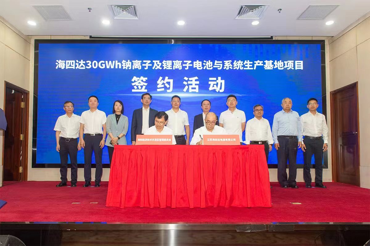 ���ٽṹ����Դ���ƶ���ɫת������